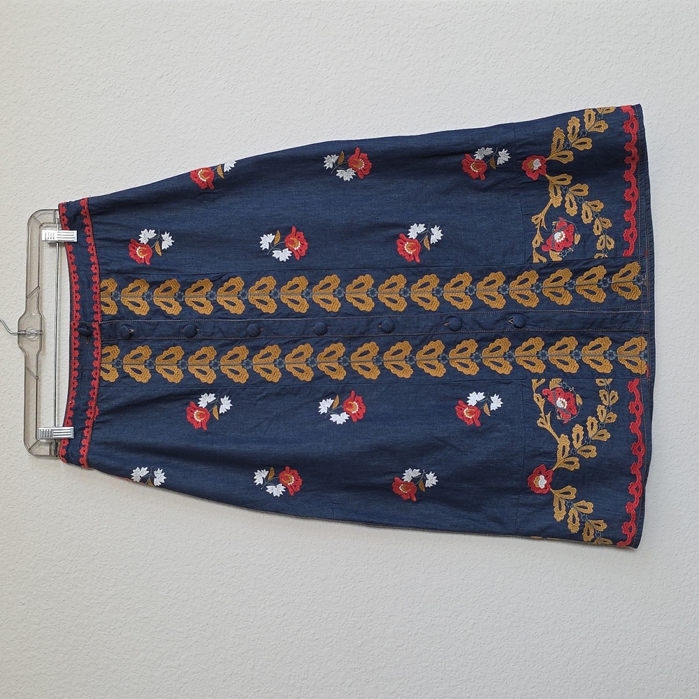 NEW Elizabeth James Denim Embroidered Frannie Midi Skirt Western Cowgirl, Sz M - Picture 5 of 12